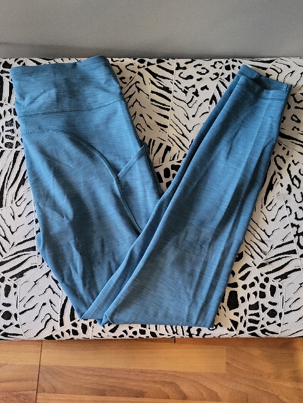 Lululemon Power Thru High-Rise Tight in Heathered Capture Blue.
